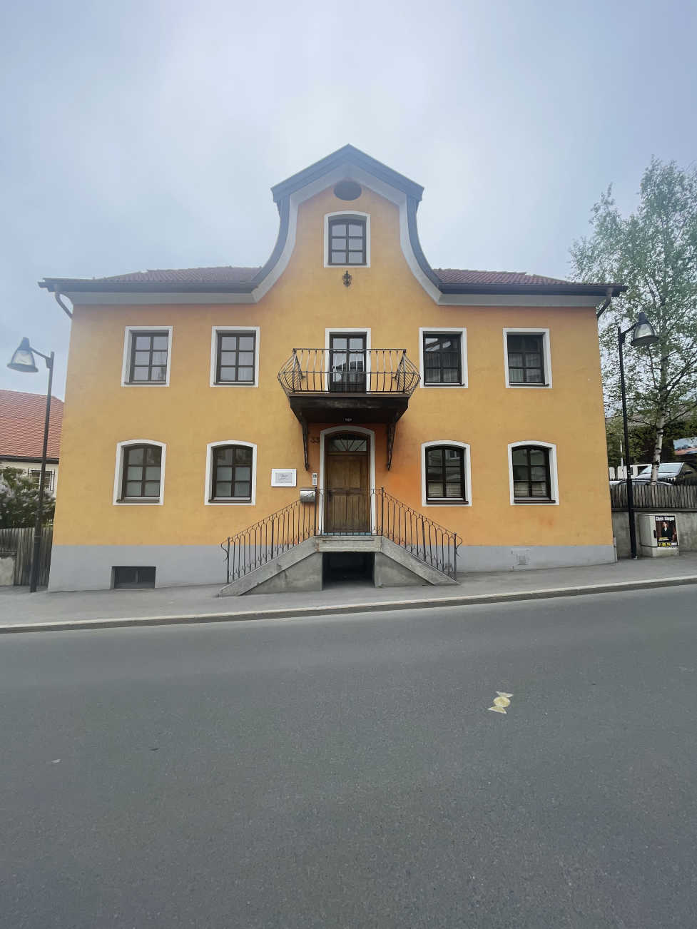 Pervida background Bürogebäude